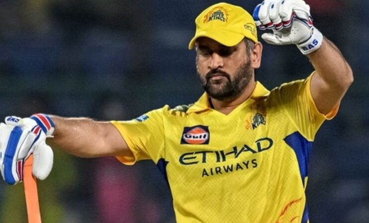 AB de Villiers Questions MS Dhoni’s Role at CSK After Sanju Samson Transfer Ahead of IPL 2026